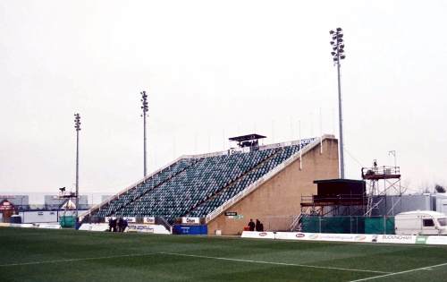 National Hockey Stadium, Milton Keynes - Gegentribüne (South Stand)