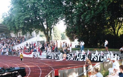 Stadion Rsselsheim - Wehen-Fans ohne...