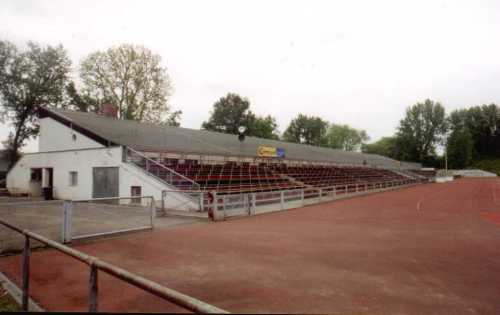 Sportplatz am Riederwald - Tribne